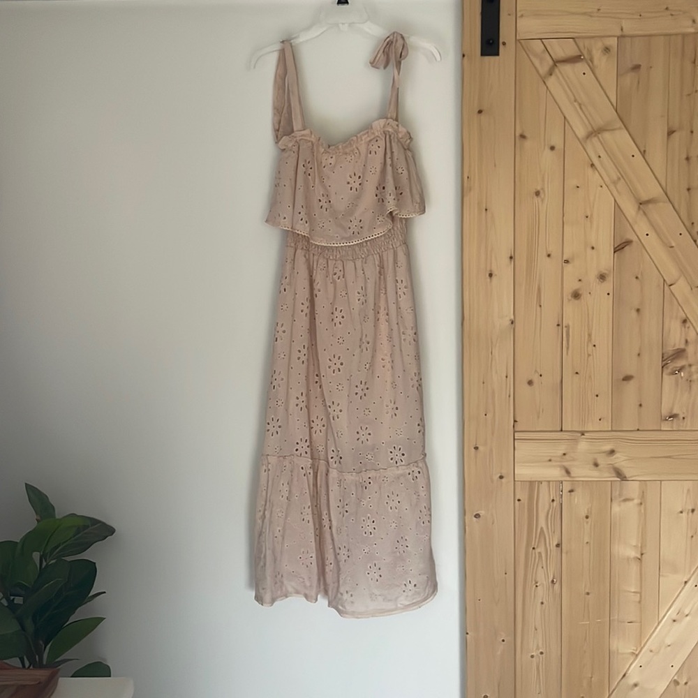 Light pink midi cutout design size m boutique tie straps